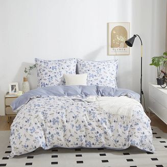 Pościel satyna bawełniana 220x200 kremowa niebieska delikatne kwiaty liście