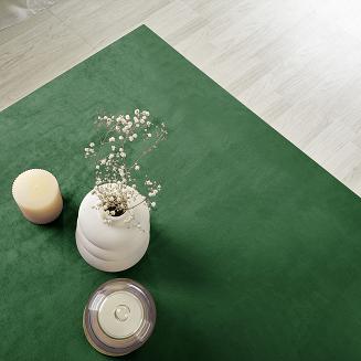 Obrus dekoracyjny SOFT 140x180 welurowy butelkowa zieleń