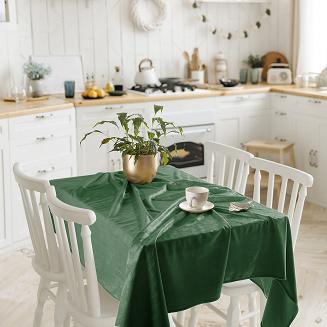 Obrus dekoracyjny SOFT 140x180 welurowy butelkowa zieleń