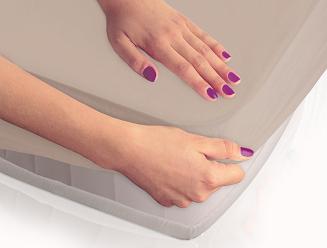 Ochronne prześcieradło z gumką SMARTCEL 160x200 Darymex beżowe