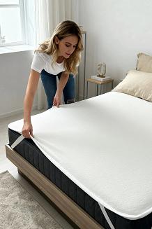 Wodoodporny ochraniacz na materac frotte 200x200 AQUASAFE biały