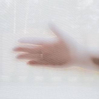 Zasłona gotowa na przelotkach BASIC 145x250 półprzezroczysta biała