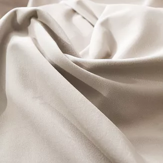 Zasłona gotowa na przelotkach BLACKOUT VELVET 140x250 kremowa