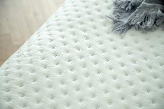 Narzuta dekoracyjna TERRA 160x200 pikowana kość słoniowa