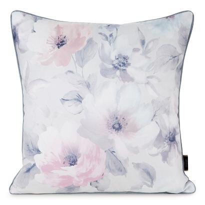 Poszewka dekoracyjna VELVET 153  45x45 Eurofirany kremowa z nadrukiem pastelowych kwiatów