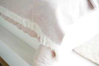 Koc bawełniano-akrylowy 200x220 Lady narzuta pled na łóżko pudrowy