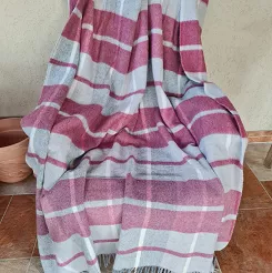 Koc wełniany z frędzlami 160x200 kratka szra bordowa
