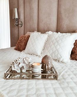 Narzuta dekoracyjna RUFFY 200x220 pikowana z falbanką biała