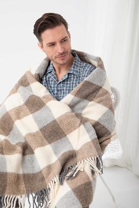 Koc wełniany z frędzlami 150x200 wełna nowozelandzka szachownica beż brąz szary