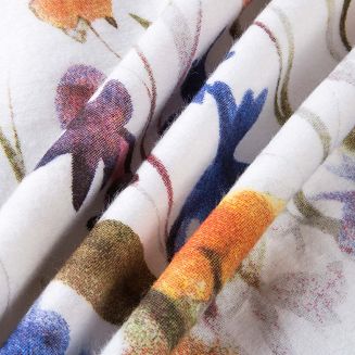 Pościel flanelowa FLANELOVE 180x200 kolorowa łąka kwiatów na białym tle