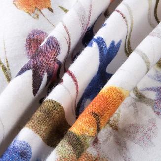 Pościel flanelowa FLANELOVE 180x200 kolorowa łąka kwiatów na białym tle