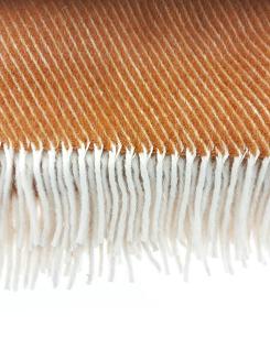 Koc z wełny nowozelandzkiej MAGDA 150x200 diagonalny miodowy