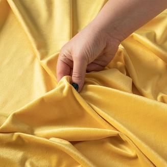 Zasłona gotowa na przelotkach VELVI 140x240 żółta