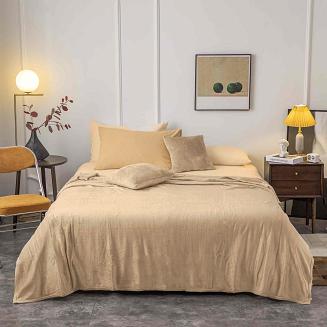 Koc narzuta z mifrofibry Solo 150x200 miodowy