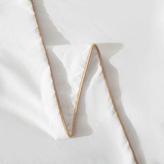 Pościel Queen 140x200 biała ze złotą lamówką bizą