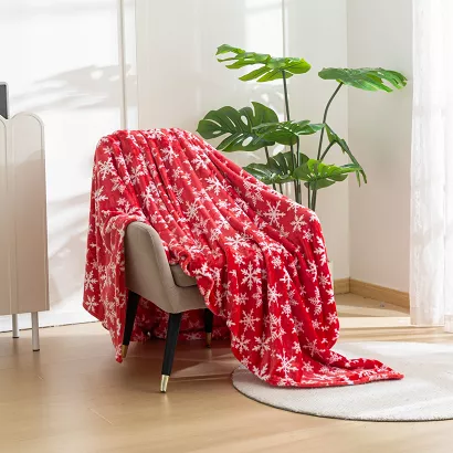 Koc polarowy świąteczny 160x200 czerwony biały w śnieżynki