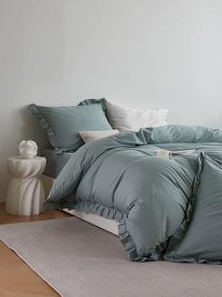 Pościel satyna bawełniana 220x200 Ruffy Premium szałwiowa z falbanką