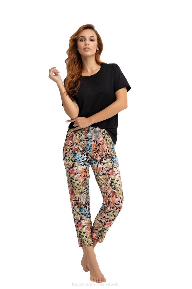 Piżama damska LUNA kod 679 czarna wielokolorowa / egzotyczne liście