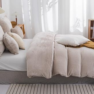 Pościel z mikrofibry Cozy MIŚ 140x200 beżowa