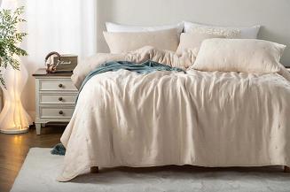 Narzuta dekoracyjna muślinowa struktura Stella 240x260 beżowa z haftem krzyżyków