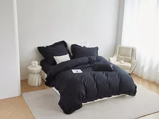 Pościel satyna bawełniana 140x200 Ruffy Premium czarna z falbanką