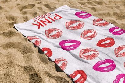 Ręcznik plażowy 70x140 biały kolorowe usta
