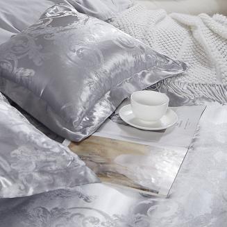 Ekskluzywna Pościel Atłasowa Z Haftem 160x200 AT007