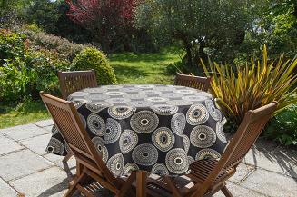 Obrus dekoracyjny GARDEN 150 Eurofirany czarny