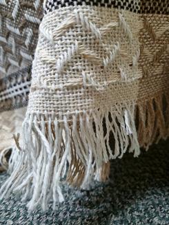 Narzuta dekoracyjna tkana 170x205 beżowa krata