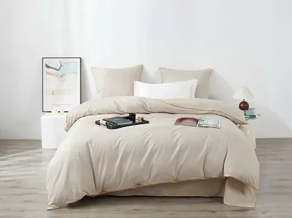 Pościel satyna bawełniana Queen Premium 140x200 jasnobeżowa ze złotą lamówką