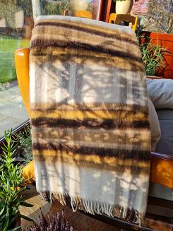 Koc wełniany z frędzlami 100% WEŁNA brązowo-musztardowa krata 