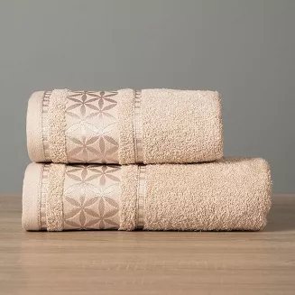 Ręcznik bawełniany PAOLA 70x140 beżowy z bordiurą w rozety
