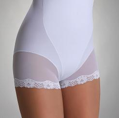 Bermudy damskie wysokie z koronką Violetta białe
