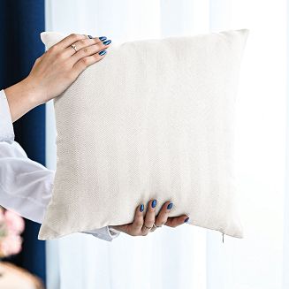 Poszewka dekoracyjna JODEŁKA 40x40 kremowa