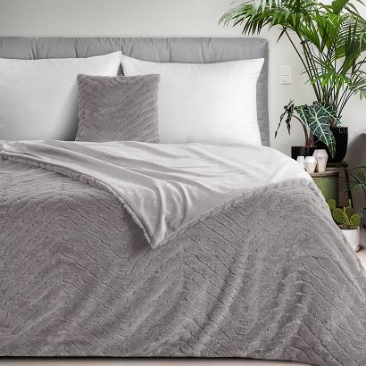 Koc narzuta KATE 150x200 Eurofirany srebrny futrzany puszysty z efektem 3D