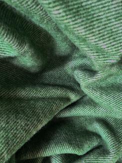 Koc wełniany z frędzlami 150x200 DIAGONAL wełna nowozelandzka zielony