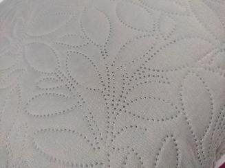 Poszewka dekoracyjna BONA 45x45 pikowana srebrna kwiaty