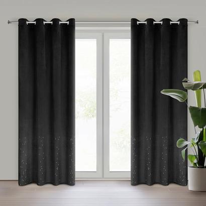 Zasłona gotowa na przelotkach ARIADNA 140x250 Eurofirany czarna welwetowa zdobiona diamencikami