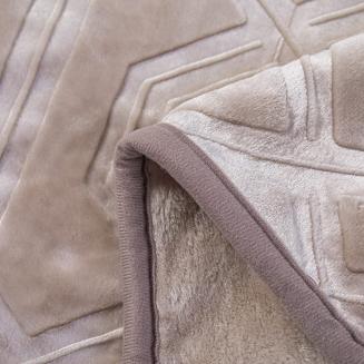 Koc akrylowy na fotel tłoczony VITO 200x220 geometryczny wzór taupe