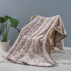 Koc akrylowy na fotel tłoczony VITO 200x220 geometryczny wzór taupe