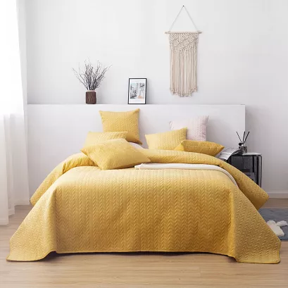 Narzuta dekoracyjna MOXIE 220x240 velvet musztardowa