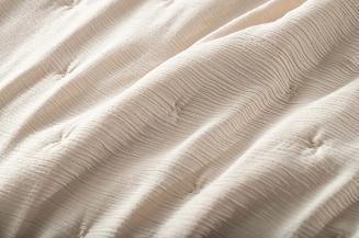 Narzuta dekoracyjna muślinowa struktura Stella 240x220 beżowa z haftem krzyżyków