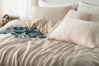 Narzuta dekoracyjna muślinowa struktura Stella 240x220 beżowa z haftem krzyżyków