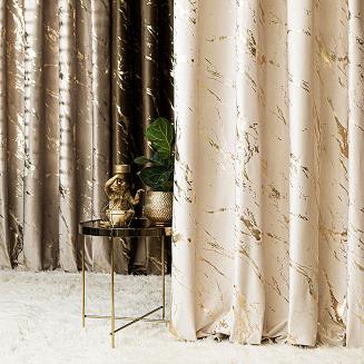 Zasłona gotowa na przelotkach MARMA 140x250 kremowa ze złotym nadrukiem