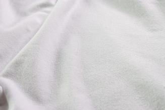 Prześcieradło flanelowe bez gumki 200x220 białe