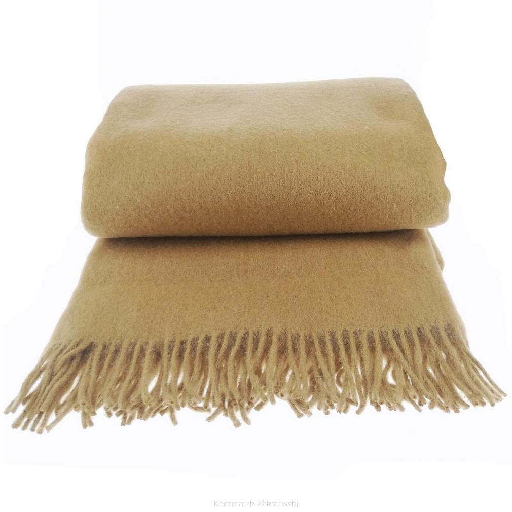 Koc wełniany jednobarwny z frędzlami camel