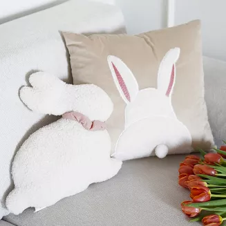 Poszewka dekoracyjna BUNNY 45x45 beżowa Futrzana Puszysta Miła