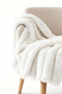 Biały Gruby Futrzany Koc z Mikrofibry 150x200 Bunny