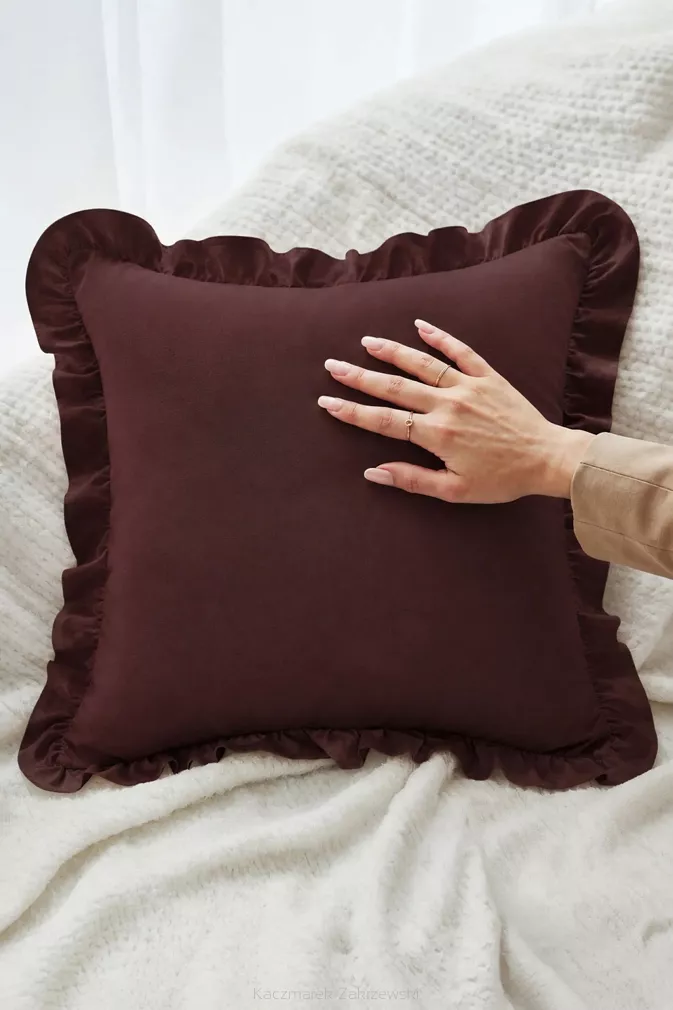 Poszewka do pościeli z falbanką RUFFY PREMIUM 50x70 brązowa