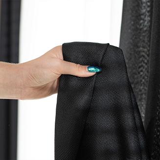 Zasłona gotowa na przelotkach JODEŁKA 140x250 czarna